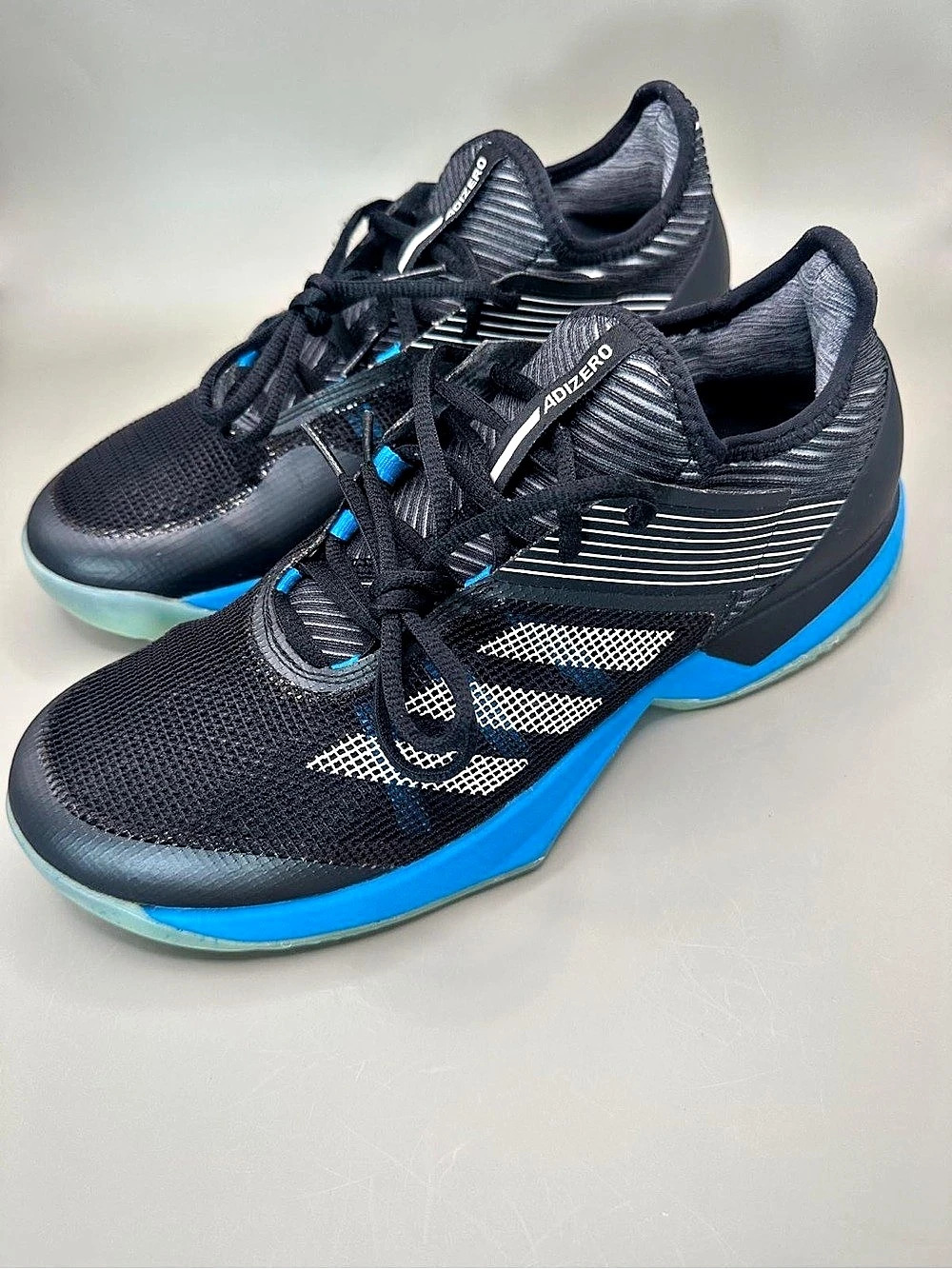 Adidas Adizero Ubersonic 3 Running Shoes in Men’s Size 9.5. 42